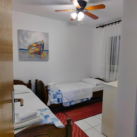 Вилла Holiday House Tara Вир Экстерьер фото