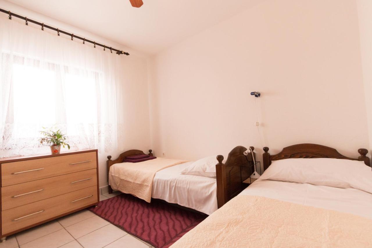 Вилла Holiday House Tara Вир Экстерьер фото