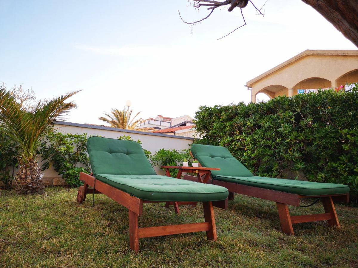 Вилла Holiday House Tara Вир Экстерьер фото